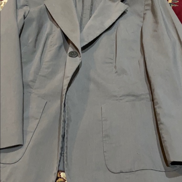 Top - Picture 3 of 3